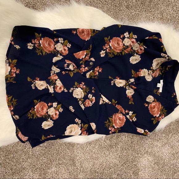 MINE Blouse Blue Floral Print Size Small - Picture 3 of 6